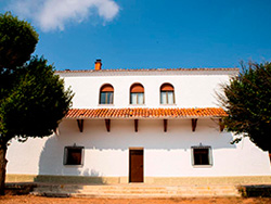 Casas rurales La estacin de Robledo - Casa del Maquinista y Casa del fogonero 