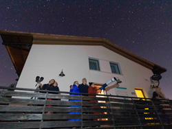 Centro de recepcin de visitantes (Astronoma Va Verde) y Cantina Zaframagn 