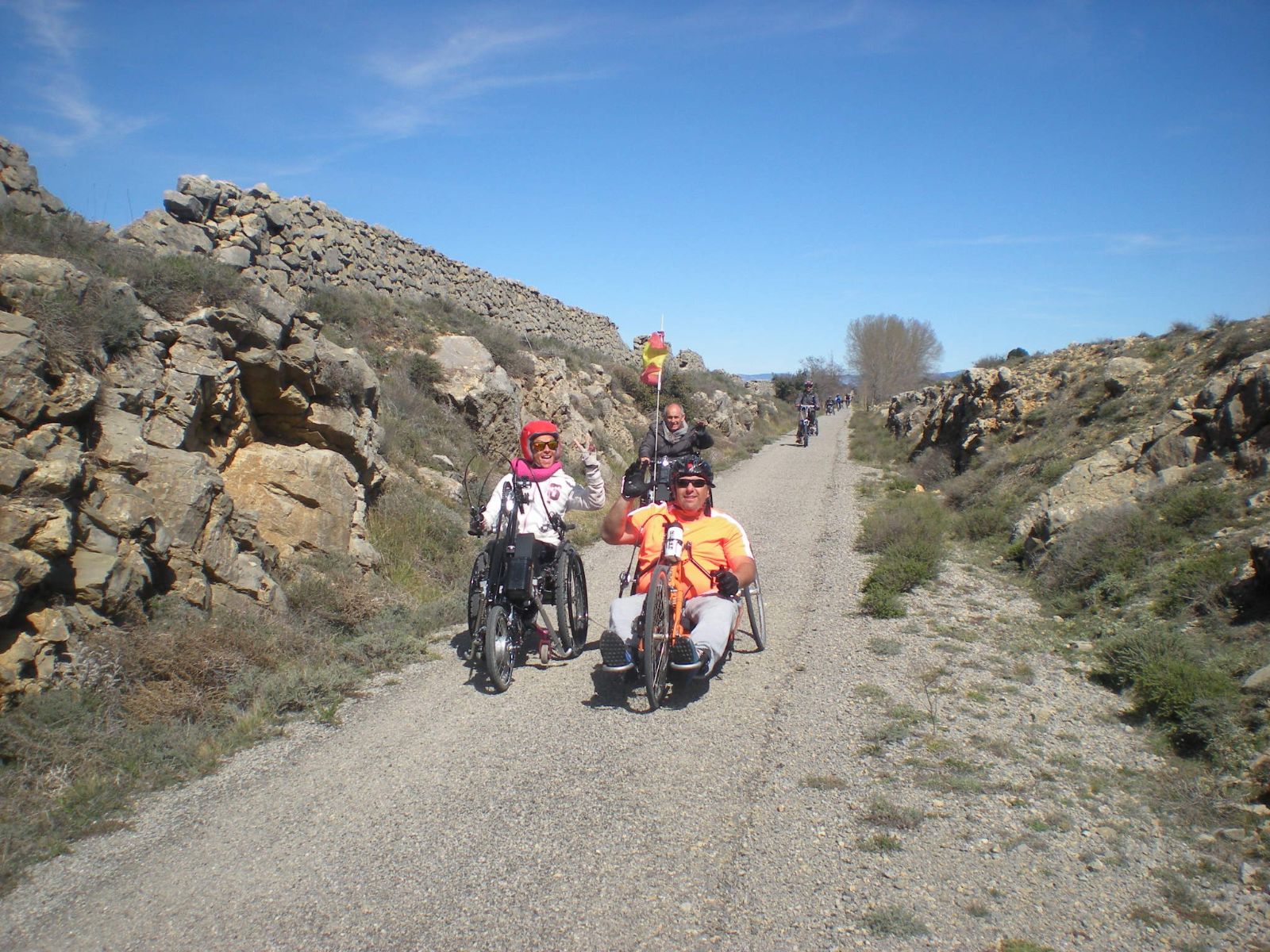 Salida en sillas de ruedas por la Va Verde de Ojos Negros (Castelln)