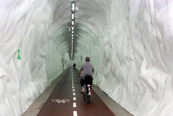 Bidegorri del tnel de Morlans: una de las mejores infraestructuras ciclistas del mundo