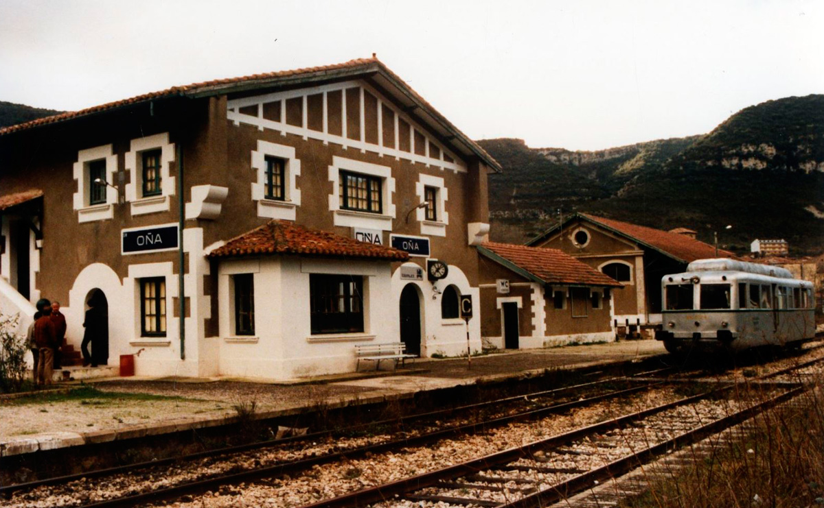 Vía Verde del FC Santander - Mediterráneo (Burgos-Cascajares de la Sierra) - Historia del Ferrocarril