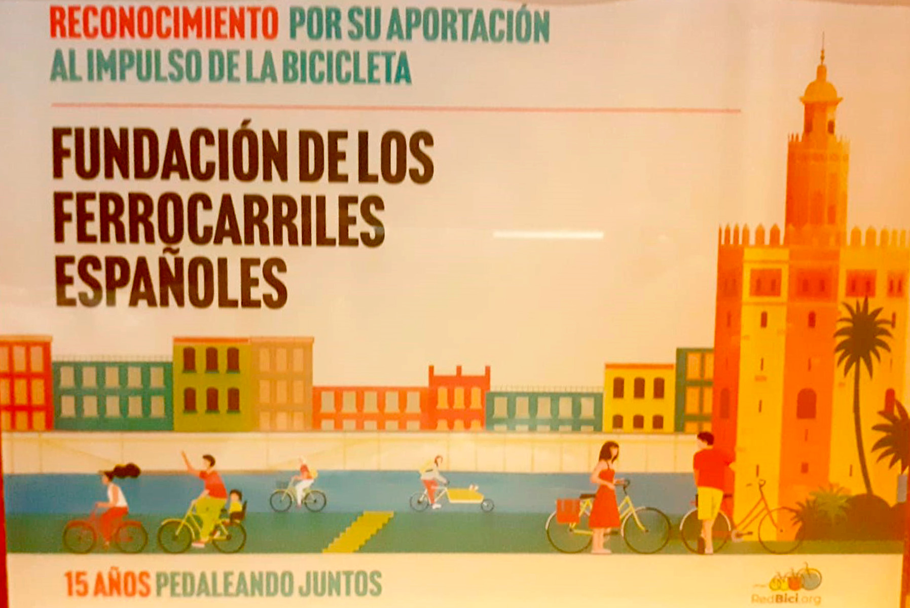 La Fundacin de los Ferrocarriles Espaoles recibe un reconocimiento por su aportacin al impulso de la bicicleta